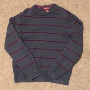 Covington crew neck sweater.